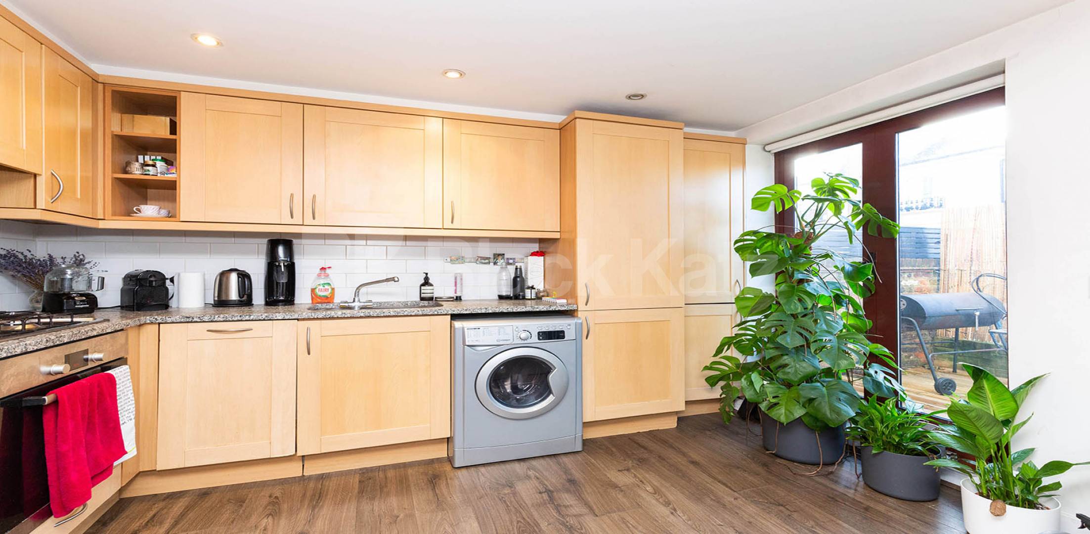 			1 Bedroom, 1 bath, 1 reception Flat			 Barnsbury Grove, Islington - Barnsbury